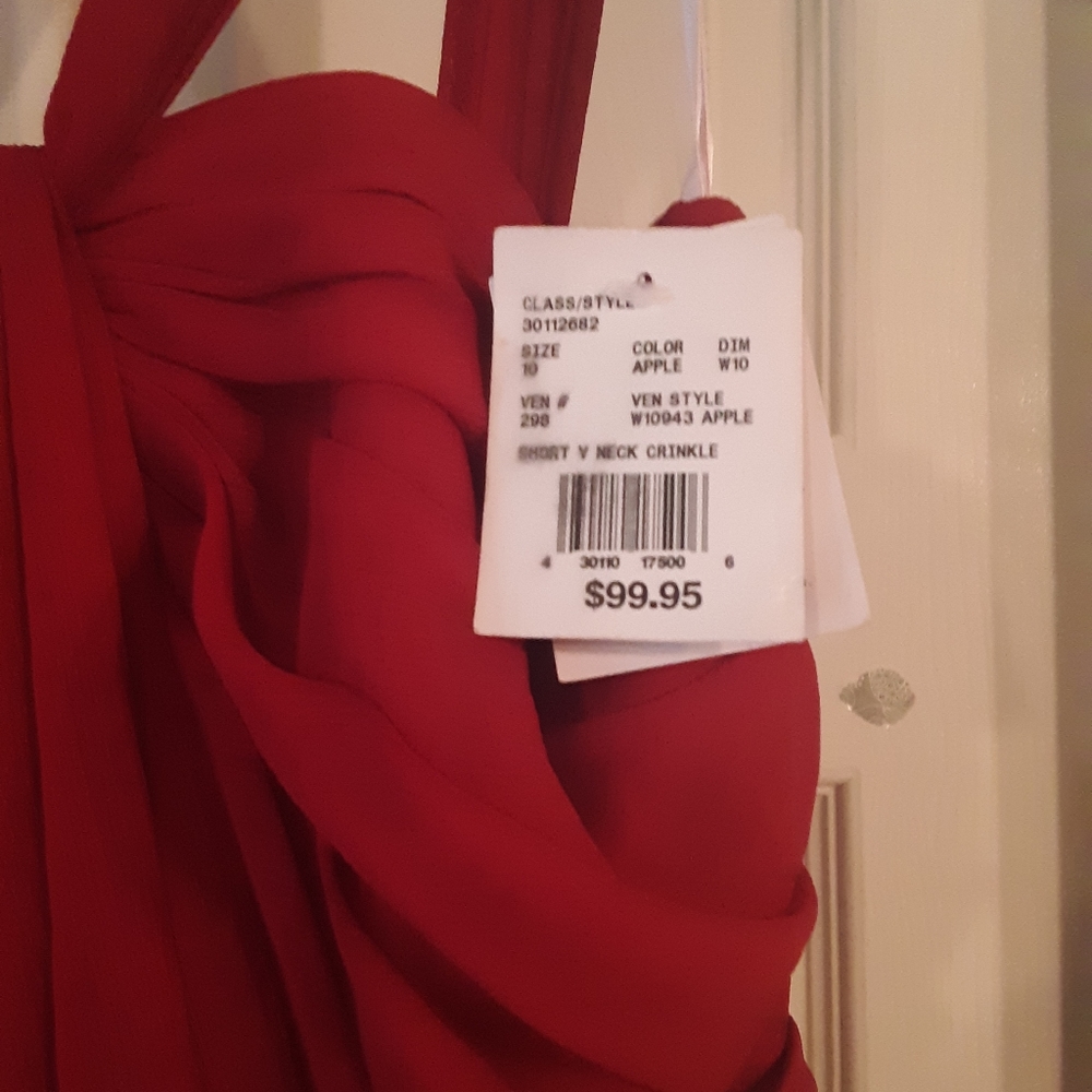 Dress - Picture 2 of 3